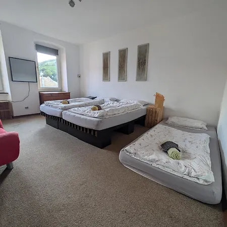 Monkey Factory - Mini Home-stay *
