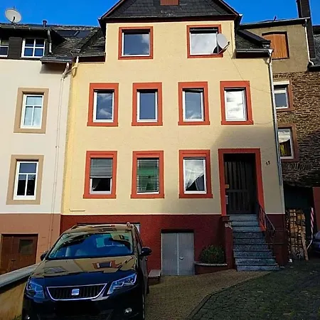 Monkey Factory - Mini Home-stay Traben-Trarbach