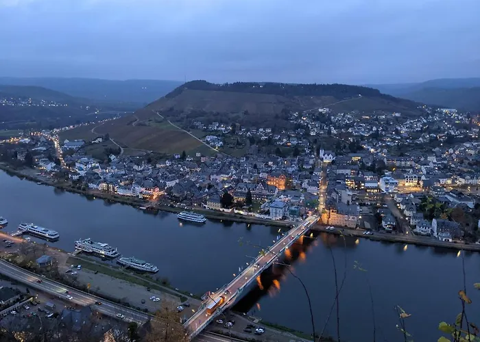 Monkey Factory - Mini Home-stay Vandrarhem Traben-Trarbach