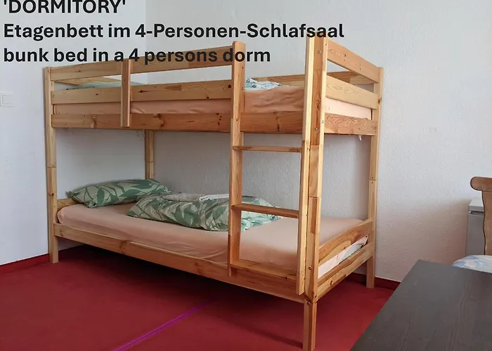 Vandrarhem Monkey Factory - Mini Home-stay Traben-Trarbach